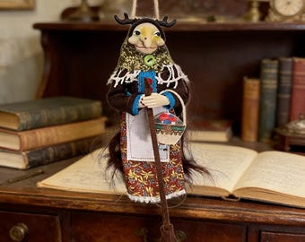 Handmade resin kitchen witch doll, Gothic Halloween home decoration ornament