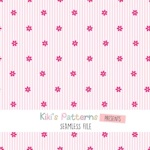 Może przedstawiać: Bezszwowy wzór z różowymi kwiatami na paskowanym tle w kolorze białym i jasnoróżowym. Tekst "Kiki's Patterns PRESENTS SEAMLESS FILE" jest wyświetlany na dole obrazu.