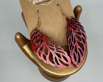 Boho Chic Feather Earrings - Wood earrings - Handpainted - Sparkle - Red Pink