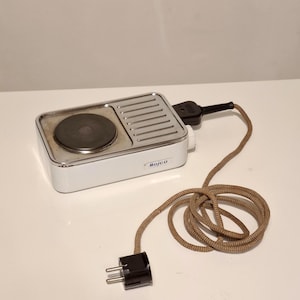 Vintage Trenta Mojca Electric Hot Plate (220V) – Single-Burner Yugoslav/Slovenian Mid-Century Kitchen Appliance