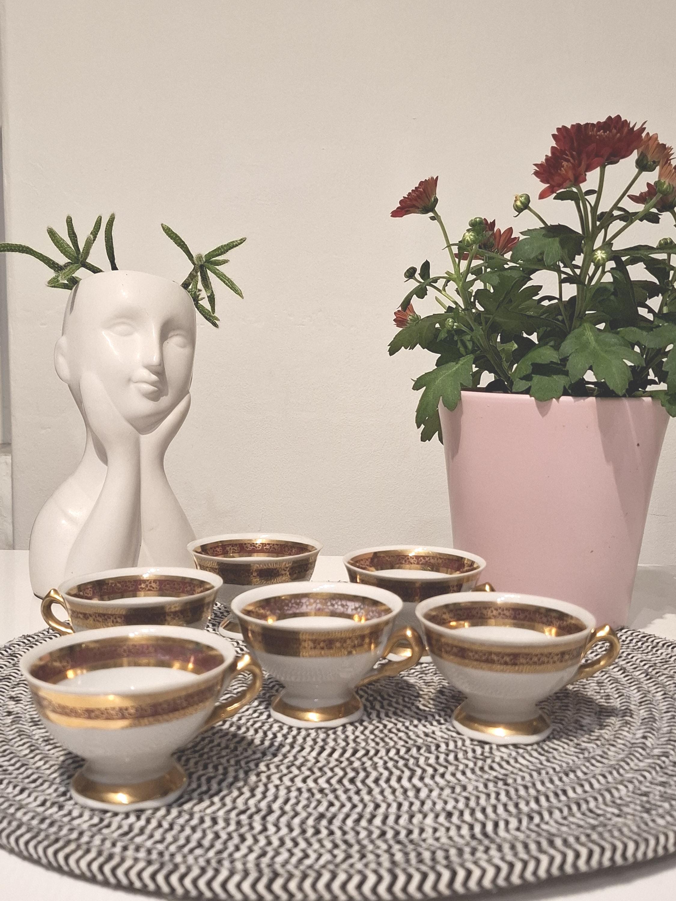 Lot De 6 Tasses à Café Avec Soucoupes En Porcelaine De Bulgarie - Style Shabby Chic à Fleurs
