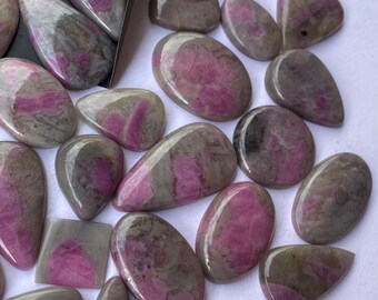 Rubino rosa naturale in cabochon di feldspato – Pietra preziosa sciolta lucidata per la creazione di gioielli e la guarigione