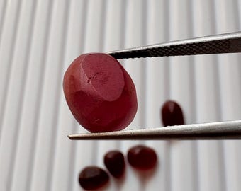 Natural Red Garnet Fancy Shape – 5 Pcs / 18.50 Ct (Rough Cut /