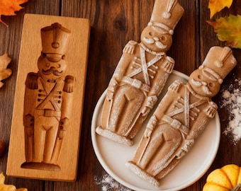 Molde para galletas de jengibre con forma de soldado: un regalo ideal para los amantes de la repostería.