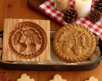 Circular Acorn Gingerbread Mold: Wooden Cookie Mold