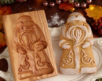 Santa Claus Cookie Embossing: Wooden Biscuit Cutter