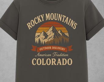 Camiseta vintage de las Montañas Rocosas de Colorado, camiseta con gráfico "Nature Discovery", top de senderismo Comfort Colors® de los años 90