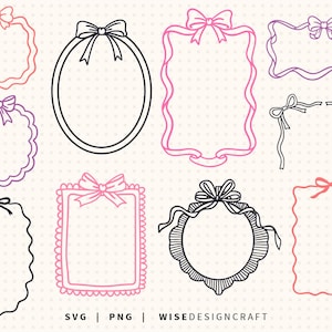 Puede incluir: Una colección de marcos dibujados a mano con lazos decorativos en varias formas y colores, incluyendo rosa, morado y negro. La imagen incluye el texto "SVG | PNG | WISEDESIGNCRAFT".