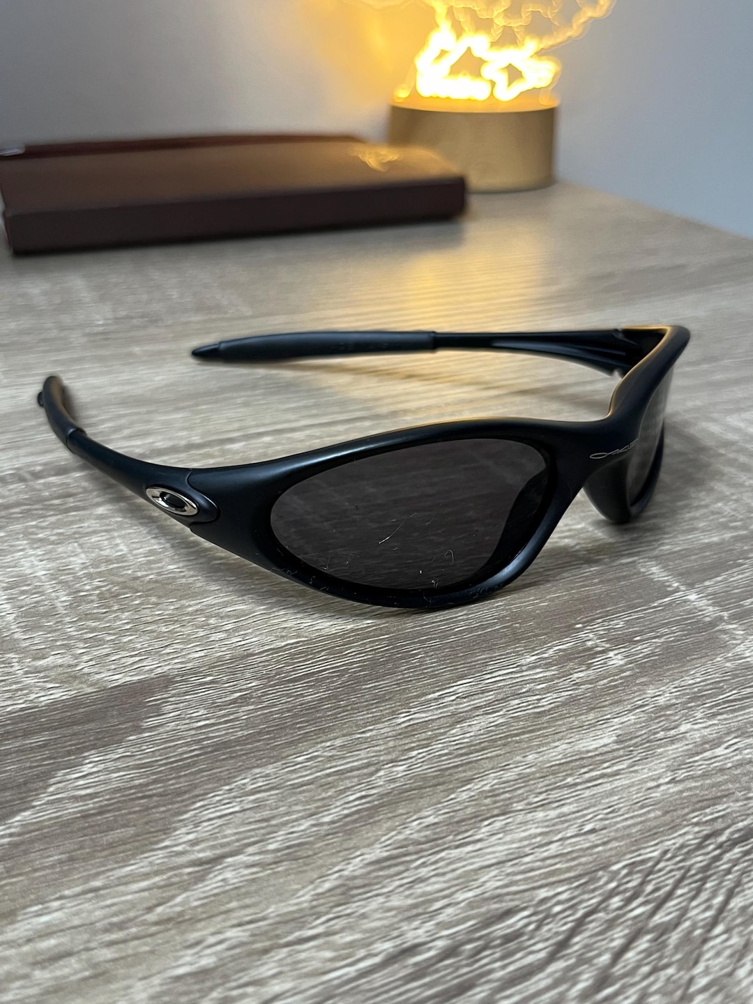 【超希少】vintage OAKLEY MINUTE マットブラック 90s il_1080xN.7316704630_1lht.jpg