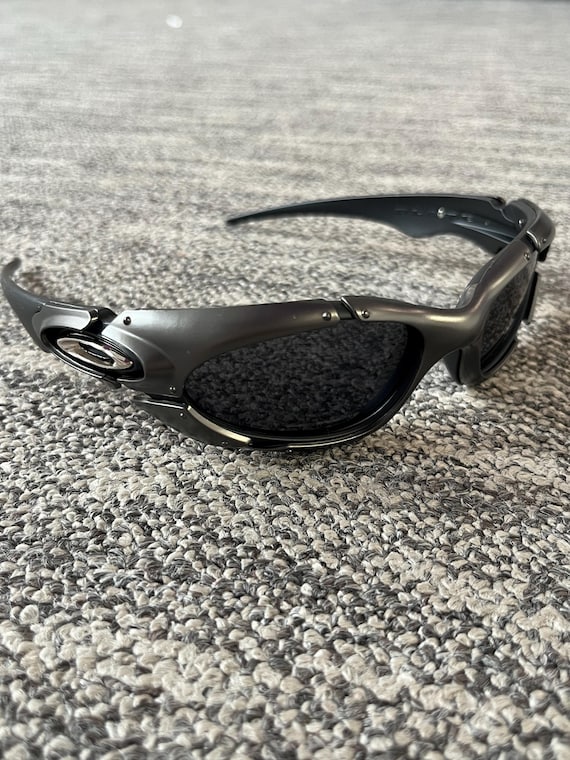 最終値下げ！oakley サングラス90s made in usa y2k 最終値下げ！oakley サングラス90s made in usa y2k 最終値下げ