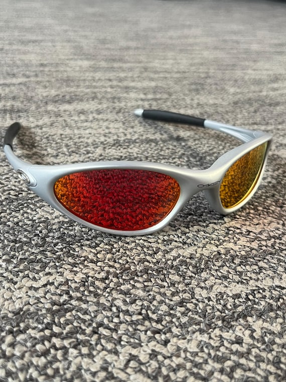 Oakley Minute 1.0: Silver Wrap Sunglasses W/ Fire Iridium Lens