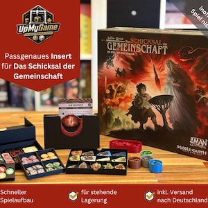 Könnte beinhalten: Ein Brettspieleinsatz-Set für "Der Herr der Ringe: Das Schicksal der Gemeinschaft". Das Set enthält schwarze Tabletts und Behälter für Spielsteine, Karten und Token. Die Spielbox ist im Hintergrund sichtbar, mit dem Text "UpMyGame."