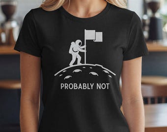 Camiseta de teoría conspirativa sobre el supuesto engaño del alunizaje