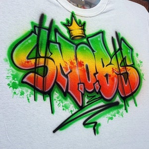 T-shirt aérographe graffiti personnalisé | T-shirt ou sweat à capuche personnalisé avec nom ou expression de style | Ensemble streetwear urbain et hip hop