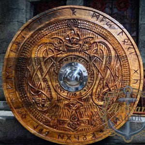 Handgeschnitztes Wikinger Holzschild aus Holz, Sleipnir & Runes Design, Cosplay, Wanddekoration, Geschenk zum Sammeln