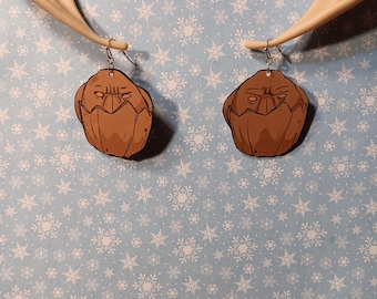 Handgeschilderde golem-oorbellen: lichtgewicht, uniek karakterontwerp