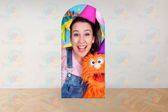 Rachel Arch Backdrop for Birthday Party