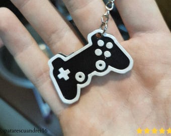 Controller Key Chain 3D Printing - Blender Modeling - BambuLab - Limited Edition, Only Few Left, Gamer Gift, Keyring Accessory, Geek Style