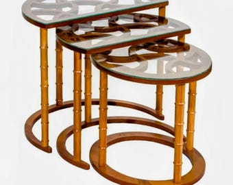Set notenhouten bijzettafeltjes | Ronde moderne accenttafels