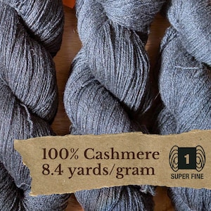 Hilo de cachemira recuperada – Peso de dedo – Azul carbón – Hilo reciclado para suéter – Hilo ecológico para tejer y crochet