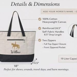 Pode incluir: Bolsa tote creme com detalhes pretos, com um desenho dourado de cavalo e cavaleiro e o nome "Willow". Possui um bolso frontal com z&iacute;per e z&iacute;per superior. Mede 45.7 cm de largura, 35.6 cm de altura, 11.4 cm de profundidade, com al&ccedil;as de 62.2 cm.