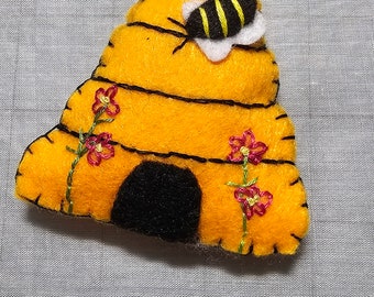 Bee hive felty ornament