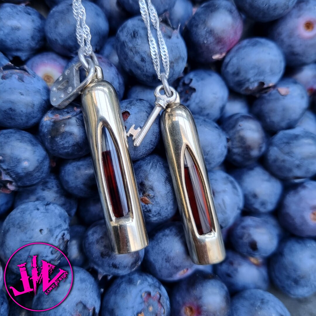 Solid Brass Blood Vial Pendants Blood Vial Kit With Anticoagulant for