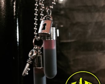 Blood Vial Set of Empty Vials to Fill With Your Own Blood Jewelry for Best Friends Necklaces with Empty Blood Vials for Couples To Fill