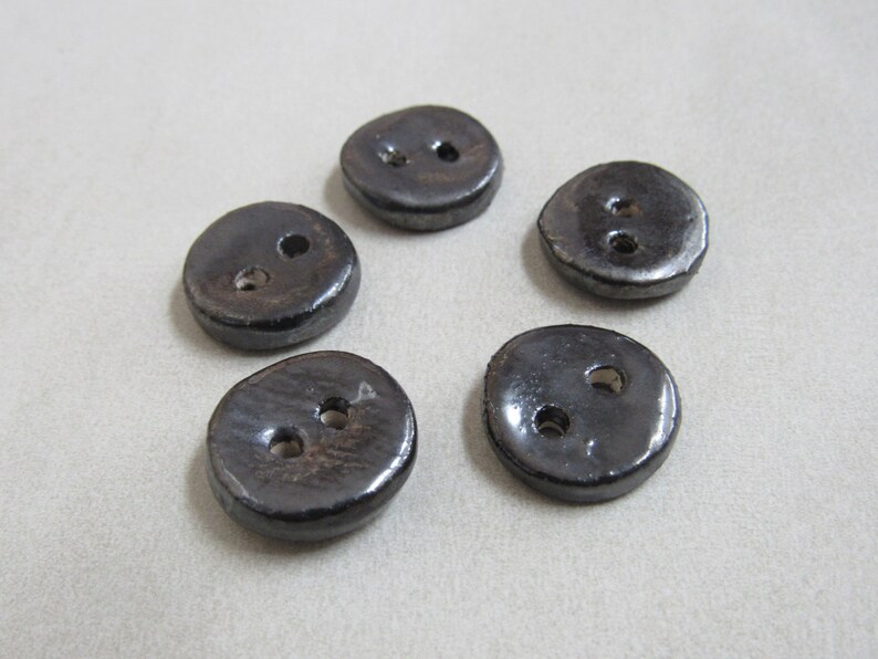 5 Small Round Dull Pewter Ceramic Buttons