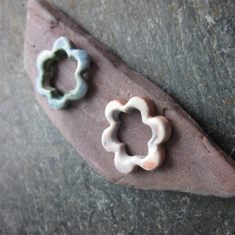 2 Medium Pink Blue Flower Shape Ceramic Jewellery Connectors