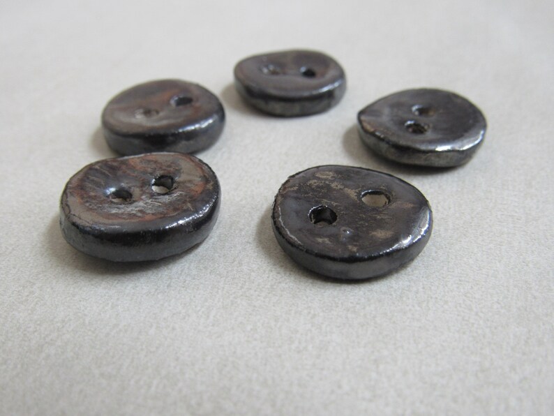 5 Small Round Dull Pewter Ceramic Buttons