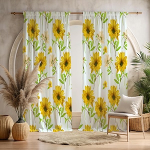 Gardinpanel med gul solros, blommönster, mörkläggningsalternativ