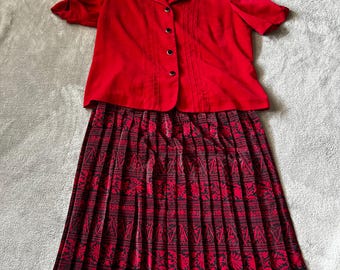 Conjunto vintage de Leslie Fay rojo para iglesia, talla 18 Plus, falda midi plisada y chaqueta, ideal para vacaciones.