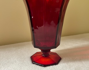 Vaso vintage para té helado rojo rubí: cristalería octogonal Independence de mediados de siglo