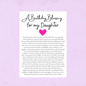 Könnte beinhalten: Eine weiße Karte mit dem Text "A Birthday Blessing for my Daughter" in eleganter Schrift, einem rosa Herz und einer herzlichen Botschaft. Der Hintergrund ist ein zartes Rosa. Die Karte ist ein sentimentales Geschenk.
