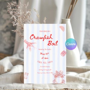 Puede incluir: Tarjeta de invitación a rayas azules y blancas con texto rojo "Crawfish Boil". La tarjeta incluye ilustraciones de cangrejos de río y maíz. La tarjeta también incluye la fecha, la hora y el lugar del evento.
