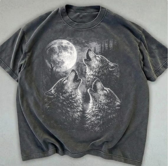Vintage Howling Wolf Shirt, 90s Style Three Wolf Tee, Nature Graphic T-Shirt, Oversized Streetwear