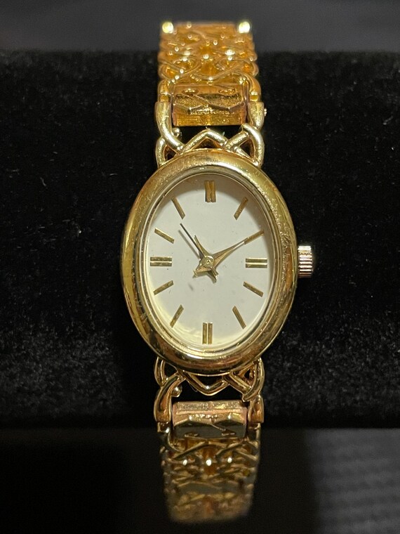 Orologio al quarzo da donna color oro con quadrante ovale vintage Funzionante