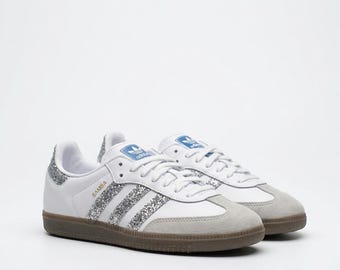 Srebrne, błyszczące trampki Samba, lśniąca biała skóra, styl retro streetwear, wykończone błyszczącymi butami na imprezę i do noszenia na co dzień, wyjątkowy prezent dla niej