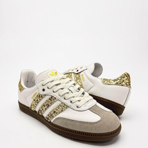 adidas gazelle silver green womens adidas Samba OG Shoes - Women's - White / Sand Strata