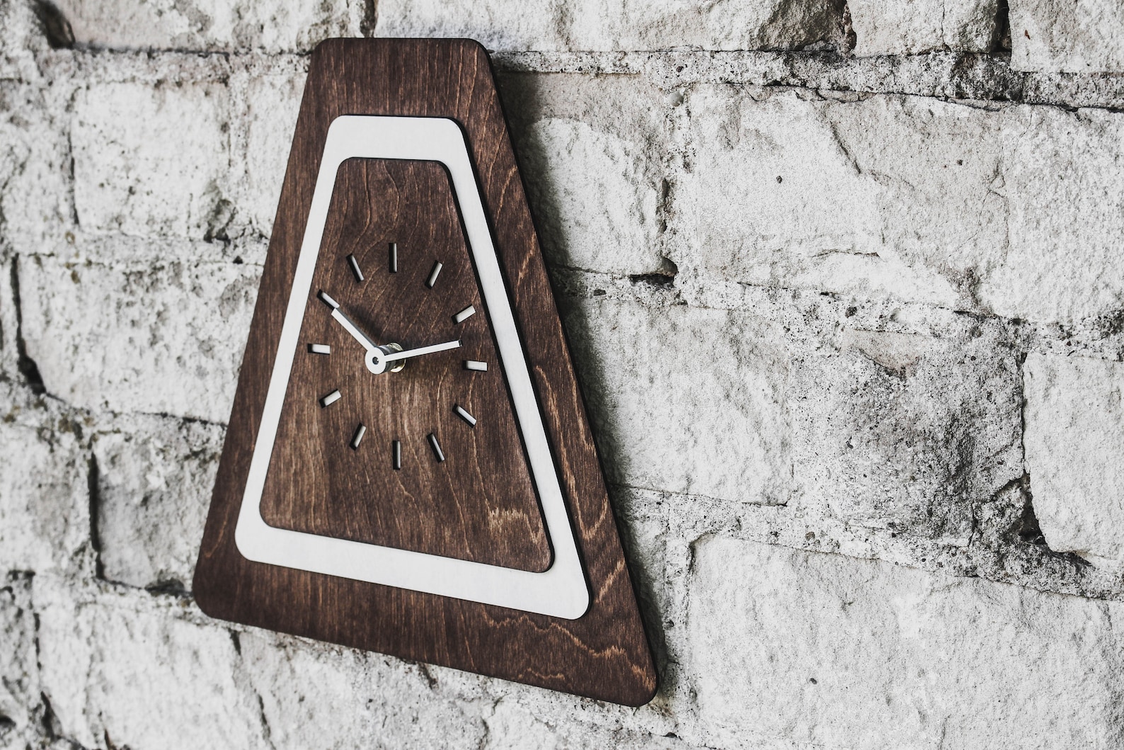 Triangle Wooden Wall Clock, Modern Farmhouse Decor, Baltic Birch - Etsy