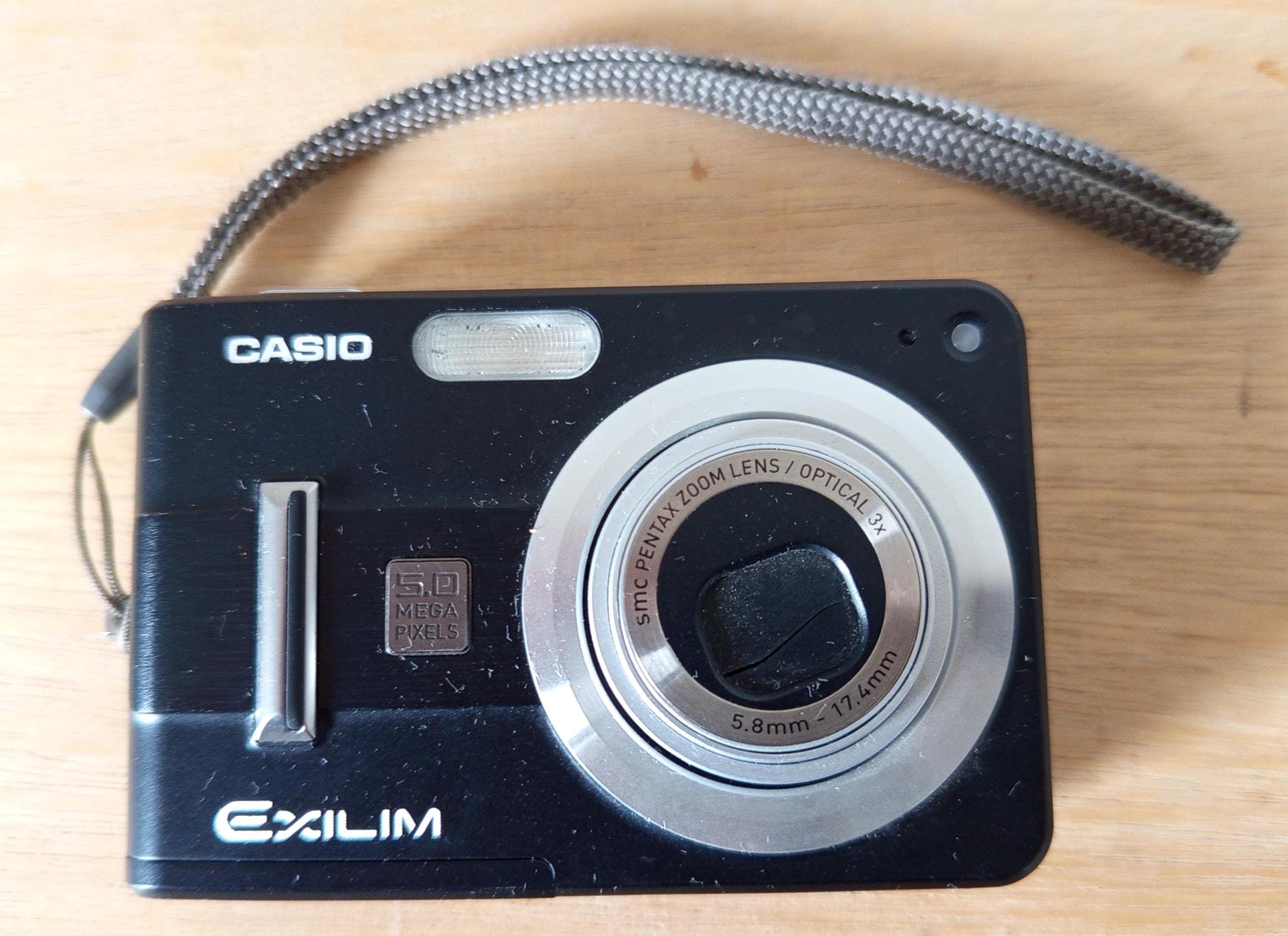 Buy Casio Exilim EX-Z57 Digital Camera Black 5.0MP Online in India