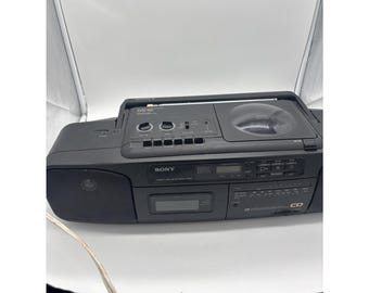 Vintage Sony Walkman WM-FS555 S2 Sports White Cassette Am/Fm Mega
