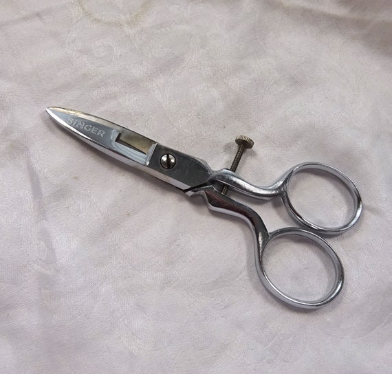 Small Vintage Steel Sewing Scissors Buttonhole Scissors Etsy