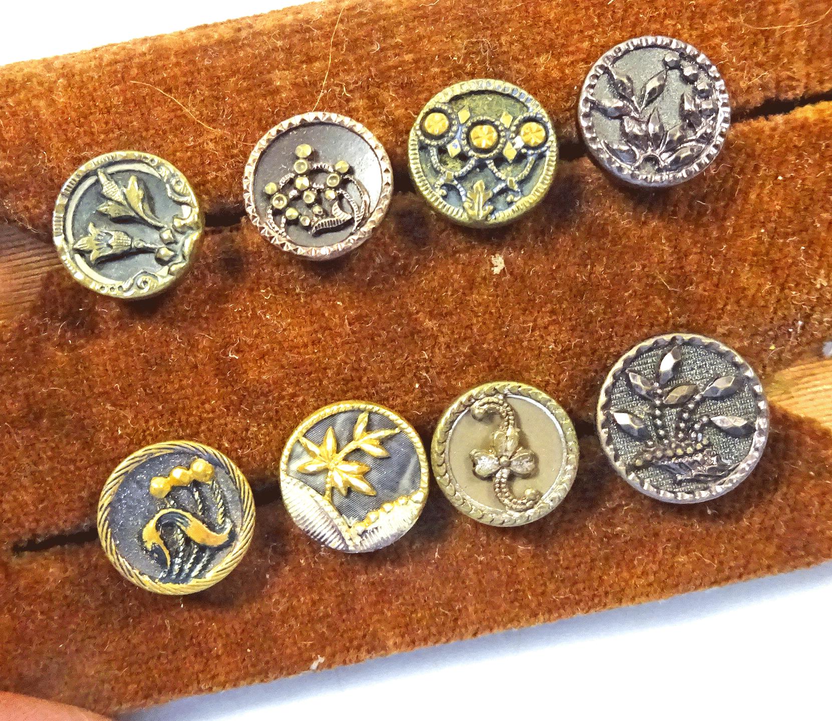 Collection of 8 small vintage/antique buttons - Austrian tinies - gold tones (Ref SEB288)
