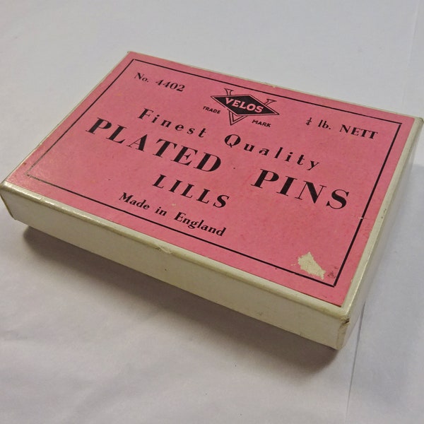 Antique box of small "LILLS" pins for Dressmaking -  antique ephemera / sewing notions (Ref SE877)