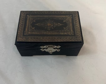 Gothic Tapestry Tiny Ring Box Matchbox