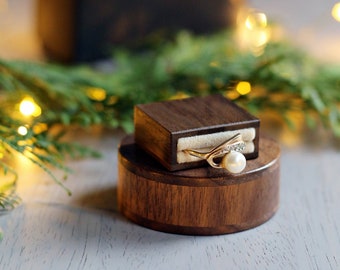 Slim round engagement ring box, tiny pocket size proposal box, unique ring case by Woodstorming