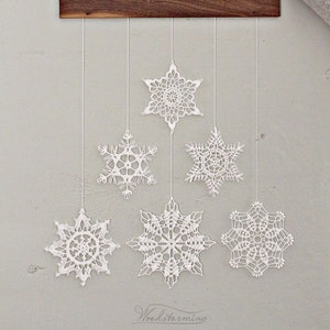 Kerst wand decor-gehaakte sneeuwvlokken mobiele-Kerstmis Wall Art-sneeuwvlokken en houten ornament voor Home decor afbeelding 2