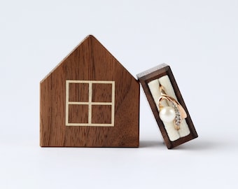 Caja de anillo de propuesta minimalista con forma de casa delgada - Soporte de anillo de compromiso hecho a mano
